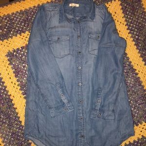 Long sleeve long denim shirt